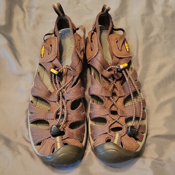 Women's Brown Outdoor Keen Sandals Size 8.5 - Picture 1 of 7